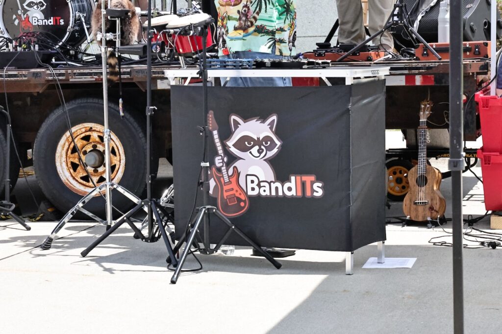 BandITs SCUnRO 1